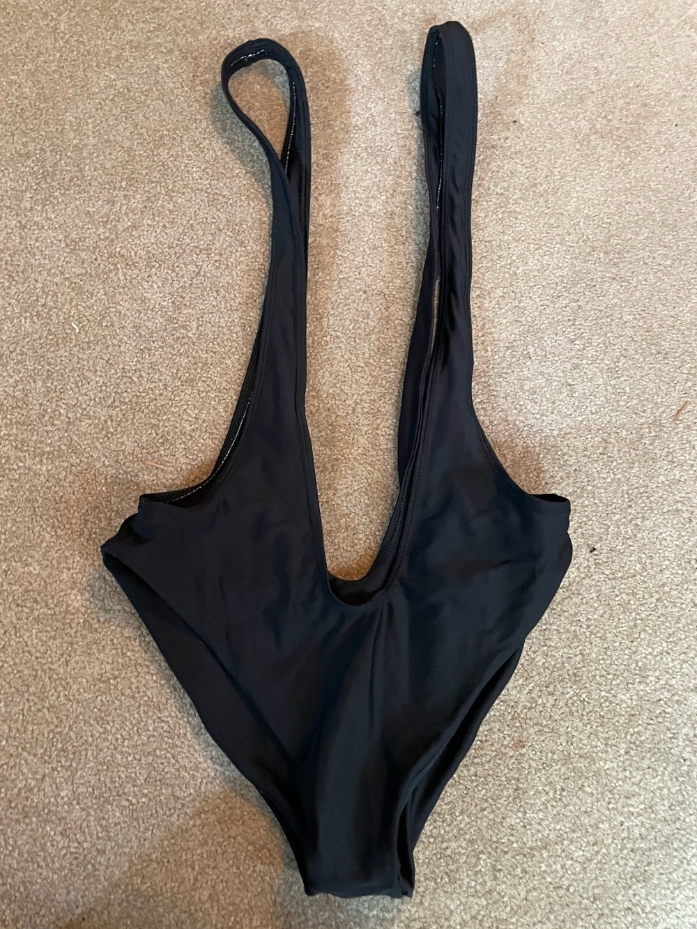 Black suspender (or deep plunge) pole bottoms